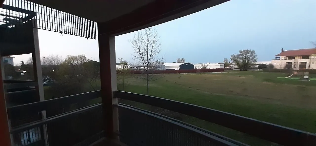 Sandy'S 2 Beds Apartment Calme Parking Tramway Blagnac Francie